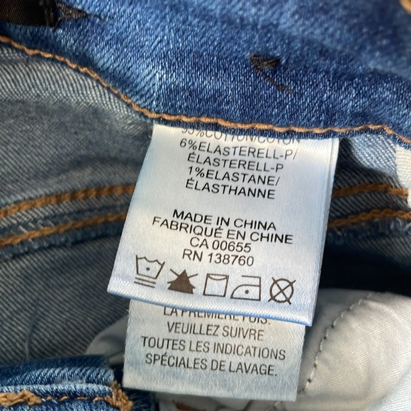 RW&Co High Rise Straight Leg Crop Length Jeans - Picture 5 of 7